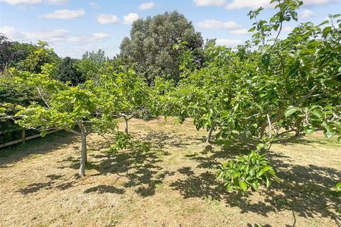 Land, in Blackbridge Road, £250,000