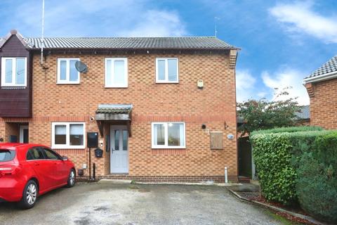2 bed property, in Moorthorpe Way, £110,000