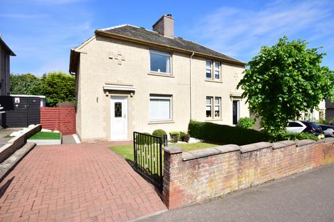 2 bed property, in Low Waters Road, £145,000