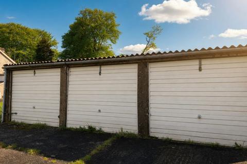 Land, in Garage 33 at Blackabrook Avenue, £1,000