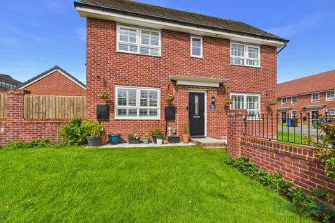 3 bed property, in Norseman Avenue, £280,000