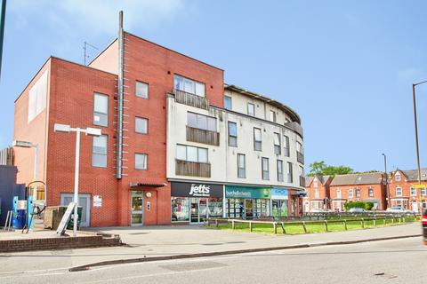 2 bed property, in 149 Gravelly Hill North, £145,000