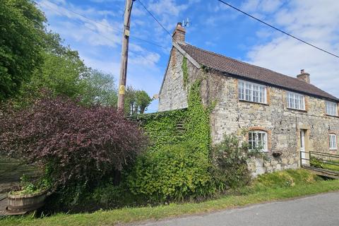 2 bed property, in Church Street, £310,000