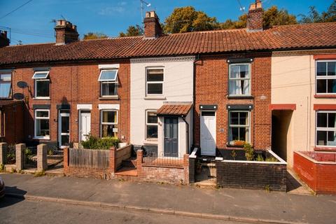 3 bed property, in Gertrude Road, £250,000