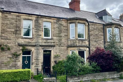 4 bed property, in Shaftoe Leazes, £375,000