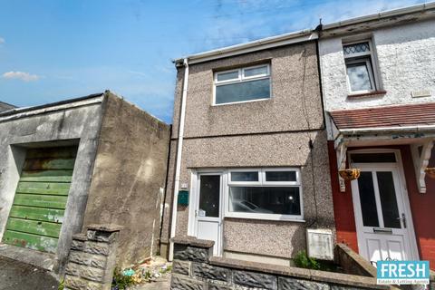 2 bed property, in 11 Beattie Street, £64,000