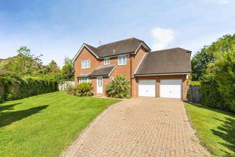 5 bed property, in College Road, £900,000