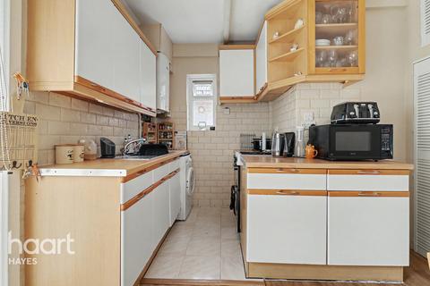 3 bed property, in Friar Road, £600,000