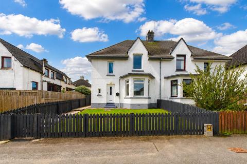 3 bed property, in 1 Cairngorm Avenue, £175,000