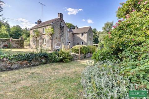 4 bed property, in Little Drybrook, £700,000