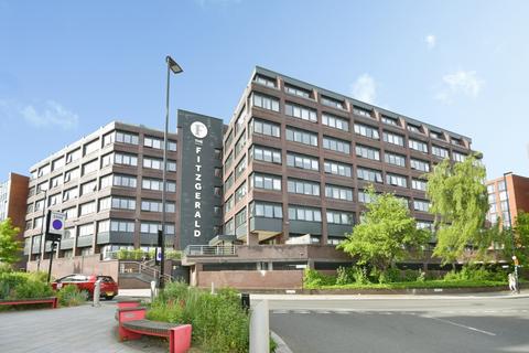 1 bed property, in West Bar, £120,000
