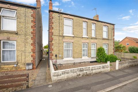2 bed property, in Priory Road, £160,000