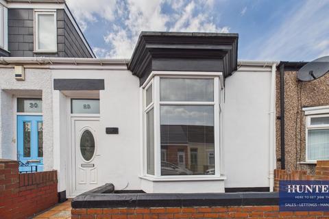 1 bed property, in Laws Street, £135,000