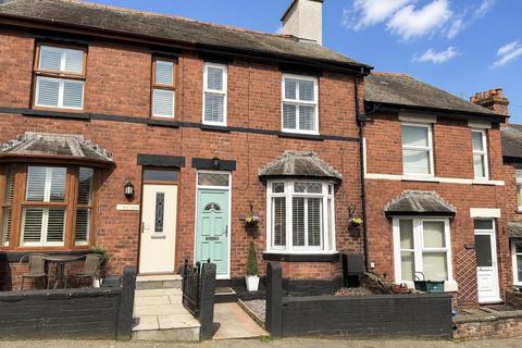 2 bed property, in Abergele Road, £176,500