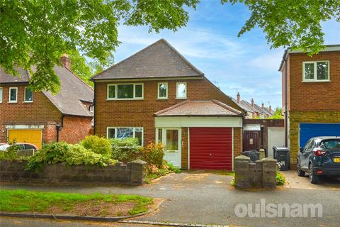 3 bed property, in Dene Hollow, £390,000