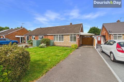 2 bed property, in Redhill Gorse, £230,000