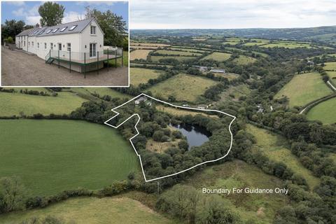 5 bed property, in Blaenwaun, £750,000