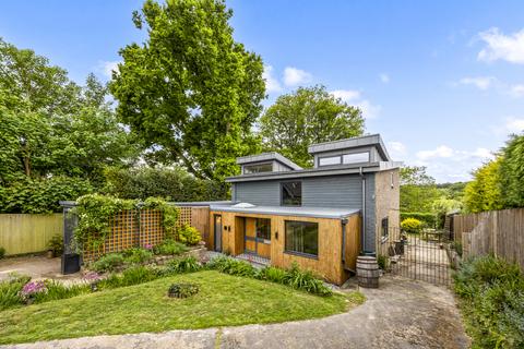 4 bed property, in School Lane, £825,000