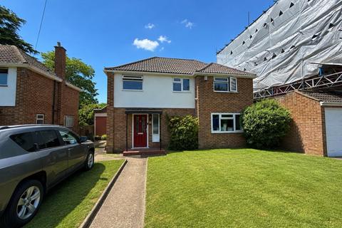 3 bed property, in Church Road Old Windsor, £700,000