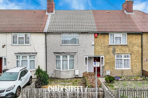 2 bed property, in Highgrove Road, £375,000