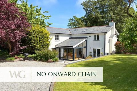 4 bed property, in Budleigh Salterton, £925,000