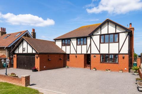 4 bed property, in Southsea Avenue, £900,000