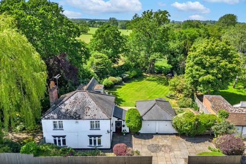 4 bed property, in Barkham Street, £875,000
