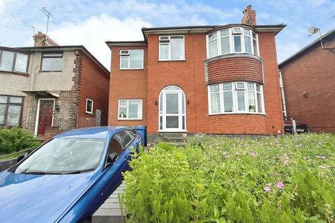 4 bed property, in Forest Road, £285,000