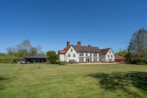 7 bed property, in Morley St. Botolph, £2,250,000
