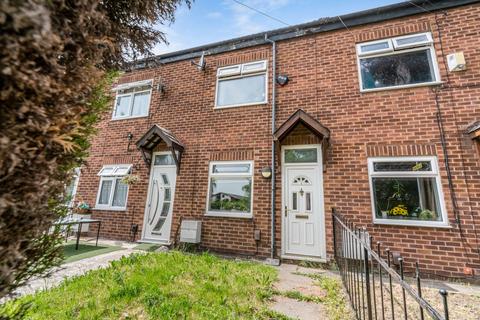 2 bed property, in Elbow Street, £240,000
