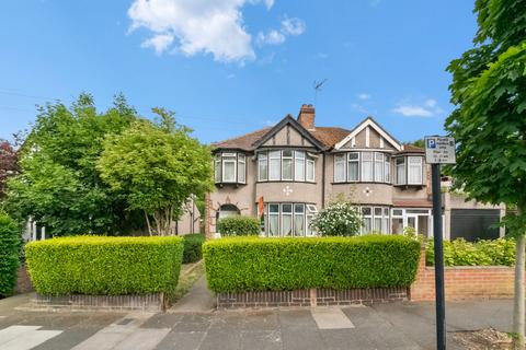 3 bed property, in Jeymer Drive, £650,000