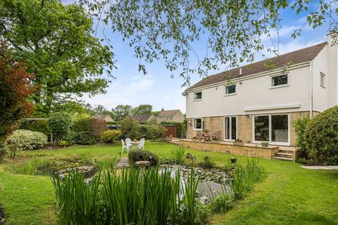 4 bed property, in Hornbury Hill, £650,000