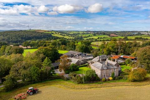 14 bed property, in Hurdon Farm, £2,000,000