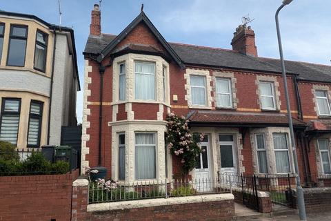 3 bed property, in Cardiff CF5, £370,000