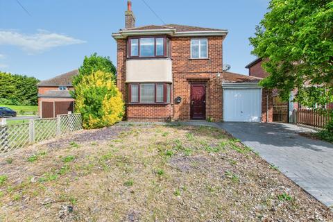 3 bed property, in Fishtoft Road, £180,000