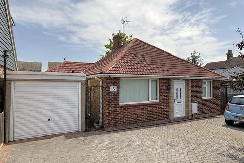 3 bed property, in New Road, £375,000