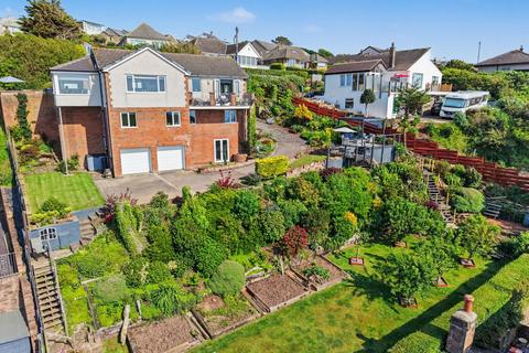 5 bed property, in Nethertown Road, £600,000