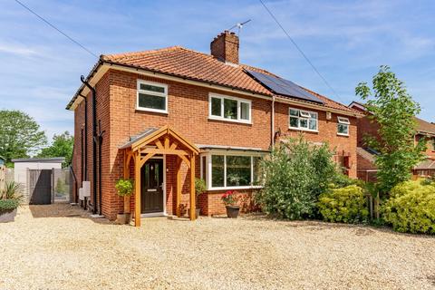 3 bed property, in Dereham Road, £365,000