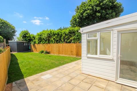 2 bed property, in Old Church Road, £349,950