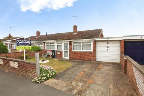 2 bed property, in Lawson Avenue, £160,000