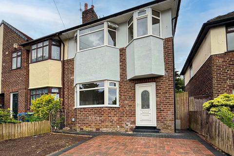 3 bed property, in Gleneagles Road, £270,000