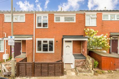 3 bed property, in Verran Road, £550,000