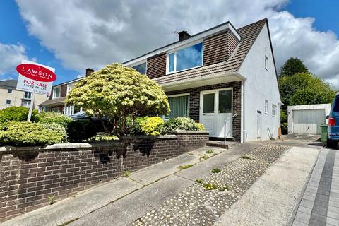 3 bed property, in Clittaford Road, £230,000