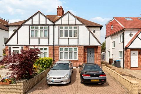 3 bed property, in Williams Lane, £625,000