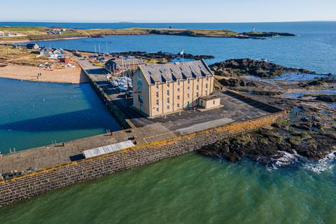 4 bed property, in The Granary, £1,295,000