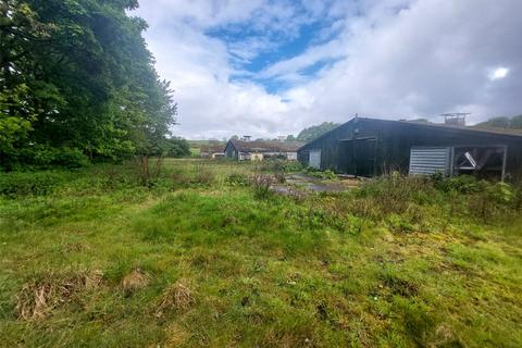 3 bed property, in Twizell Lane, £275,000