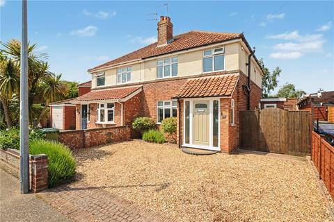 3 bed property, in Samson Road, £325,000