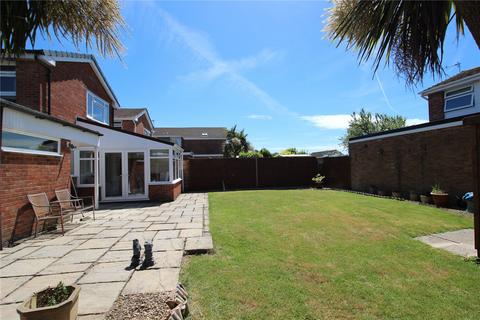 3 bed property, in Merlin Close, £325,000