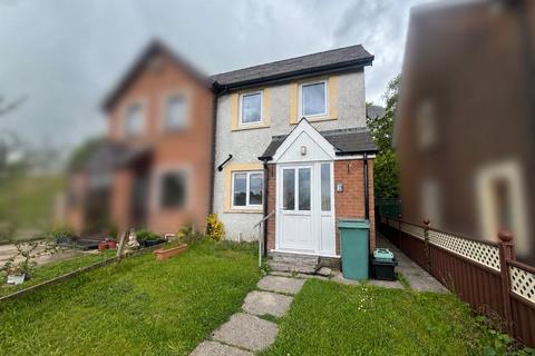 3 bed property, in Bryn Steffan, £145,000