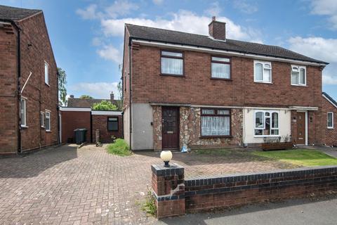 3 bed property, in Norfolk Drive, £150,000